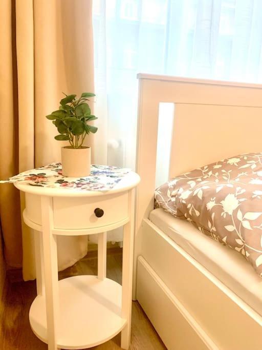 Brand New, Design Apartment Jojo, Oldtown, Balcony Bratysława Zewnętrze zdjęcie